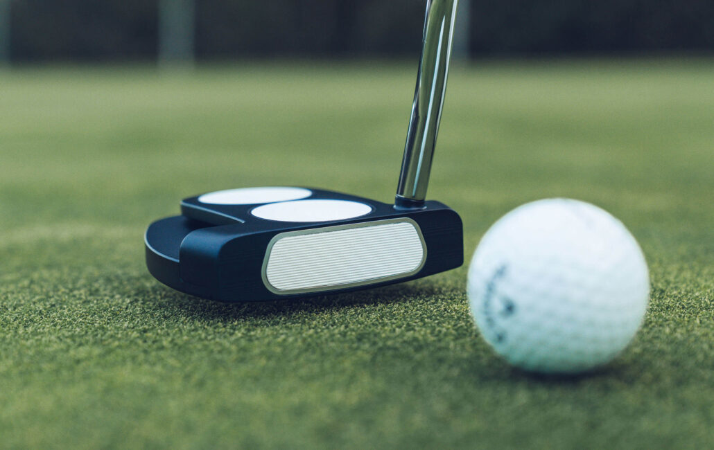 putters-2025-ai-one-2-ball-jailbird-db_lifestyle___4