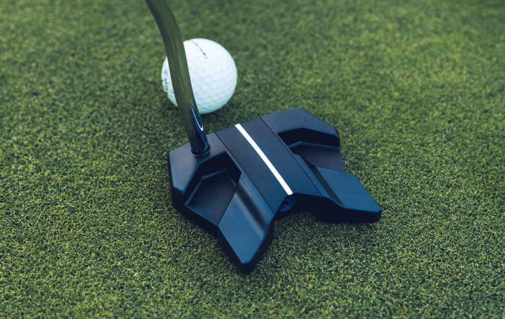 putters-2025-ai-one-wing-back-db_lifestyle___4