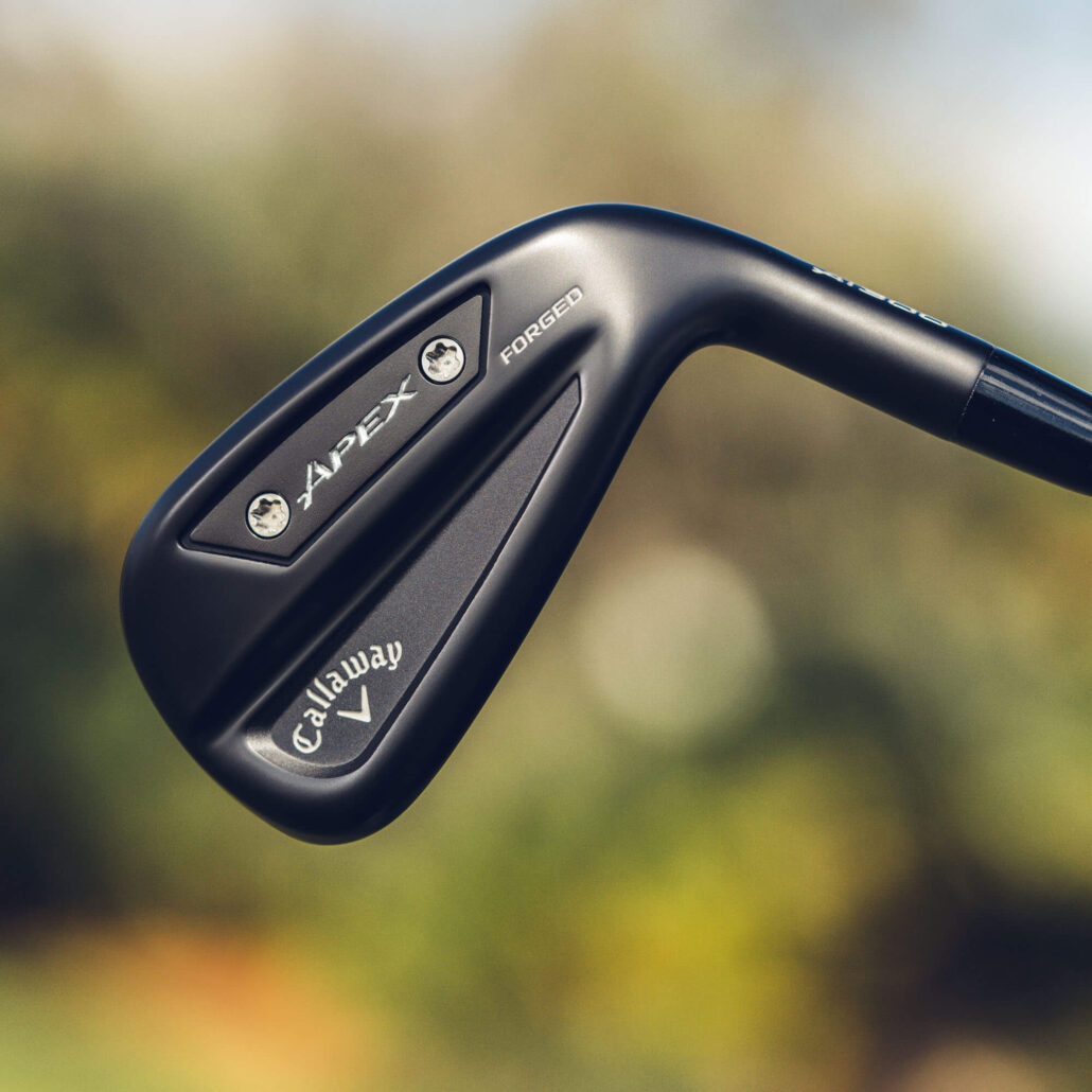 irons-2025-apex-ai300-black_lifestyle___5