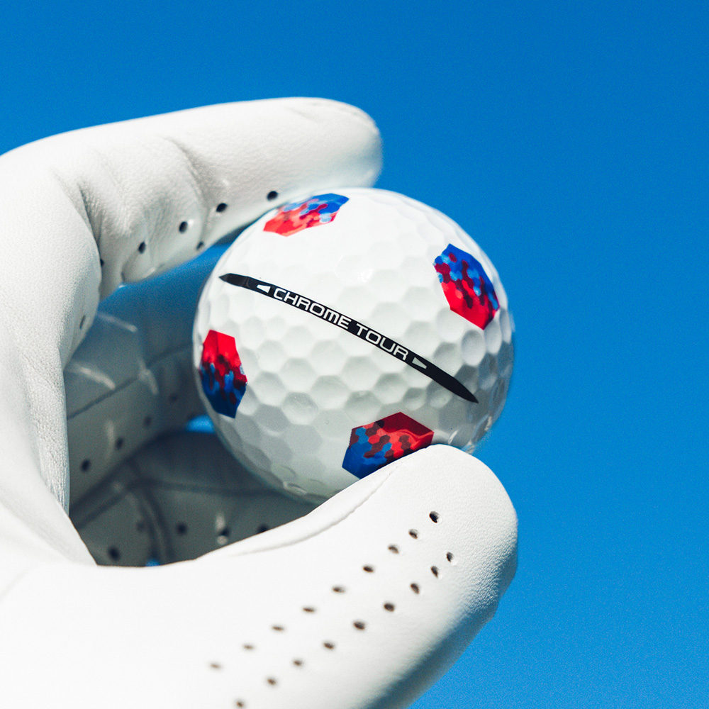 balls-2026-chrome-soft-trutrack_2_lifestyle___4
