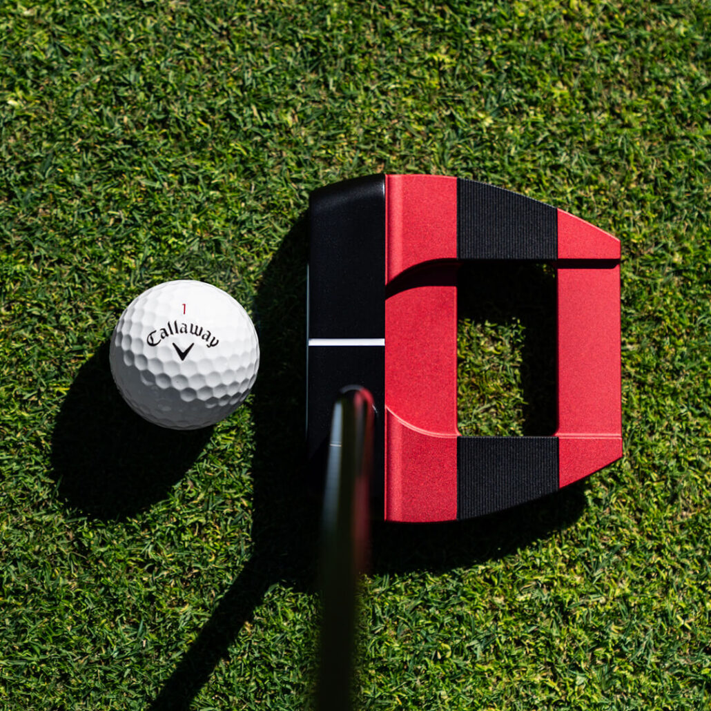 putters-2026-square-2-square-tri-hot-jailbird-sb_lifestyle___3