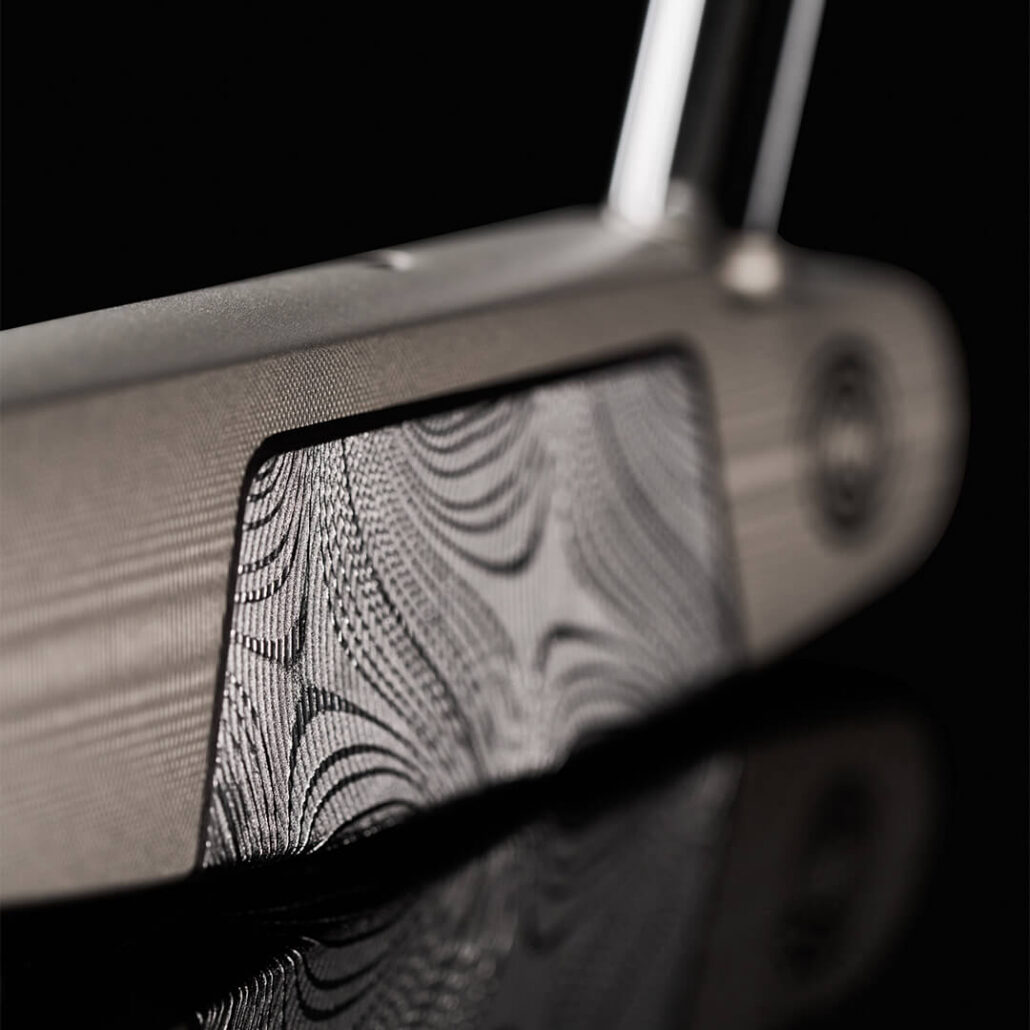 putters-2026-damascus-milled-one-wide-sb_lifestyle___4