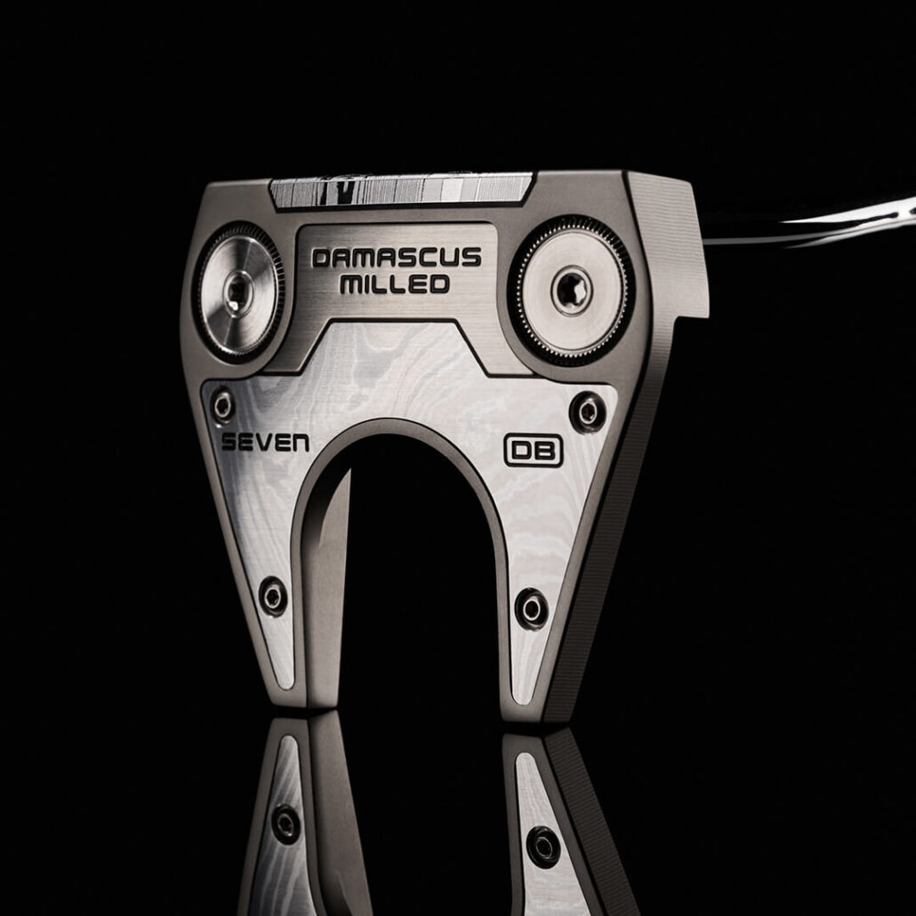 putters-2026-damascus-milled-seven-db_lifestyle___1