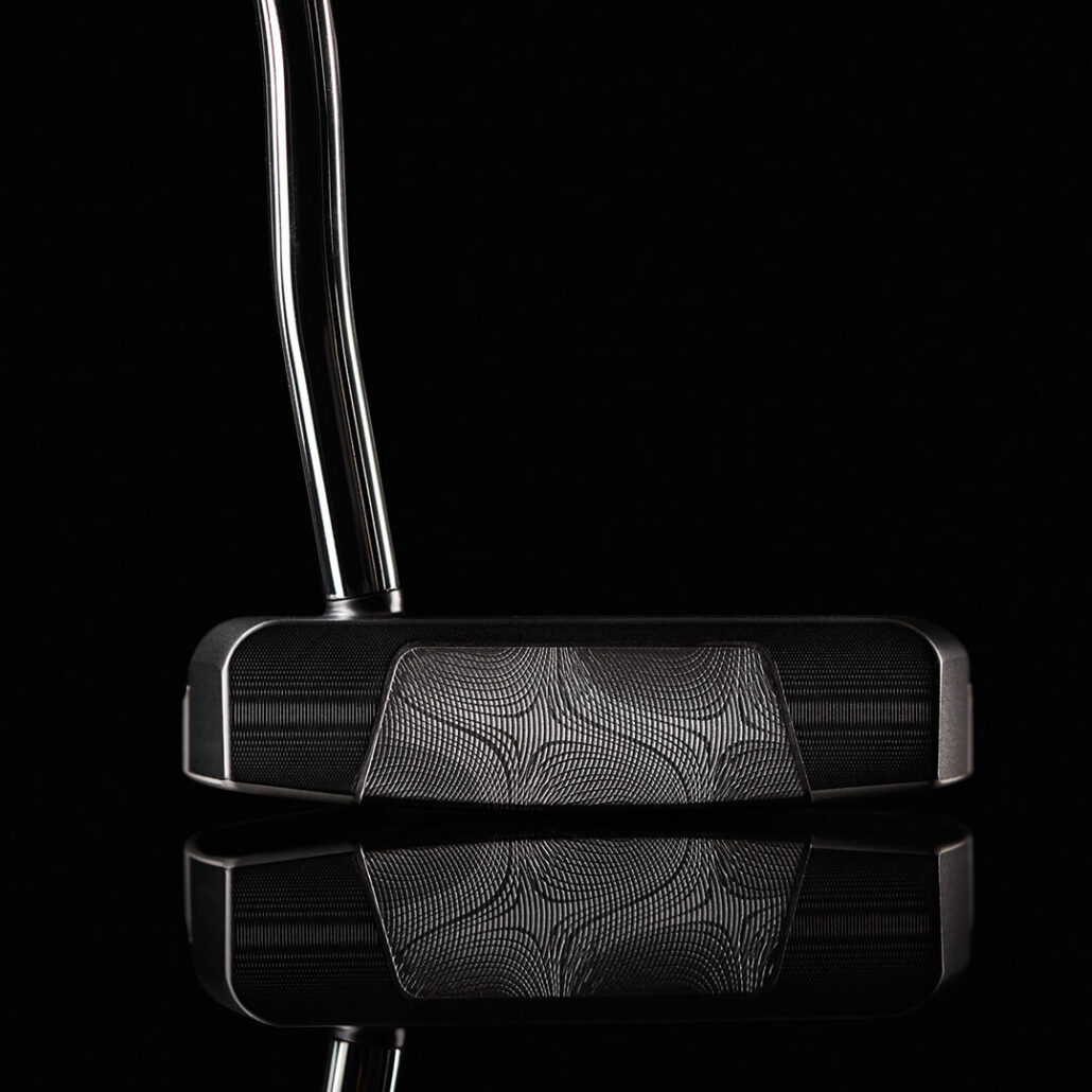putters-2026-damascus-milled-jailbird-mini-db_lifestyle___3