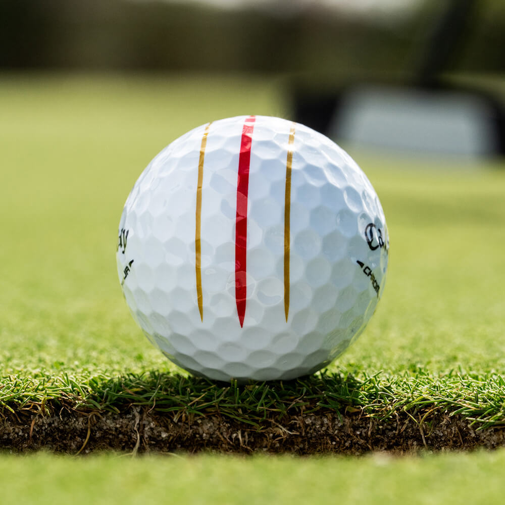 balls-2026-chrome-tour-triple-track-gold-red_25909_lifestyle___3