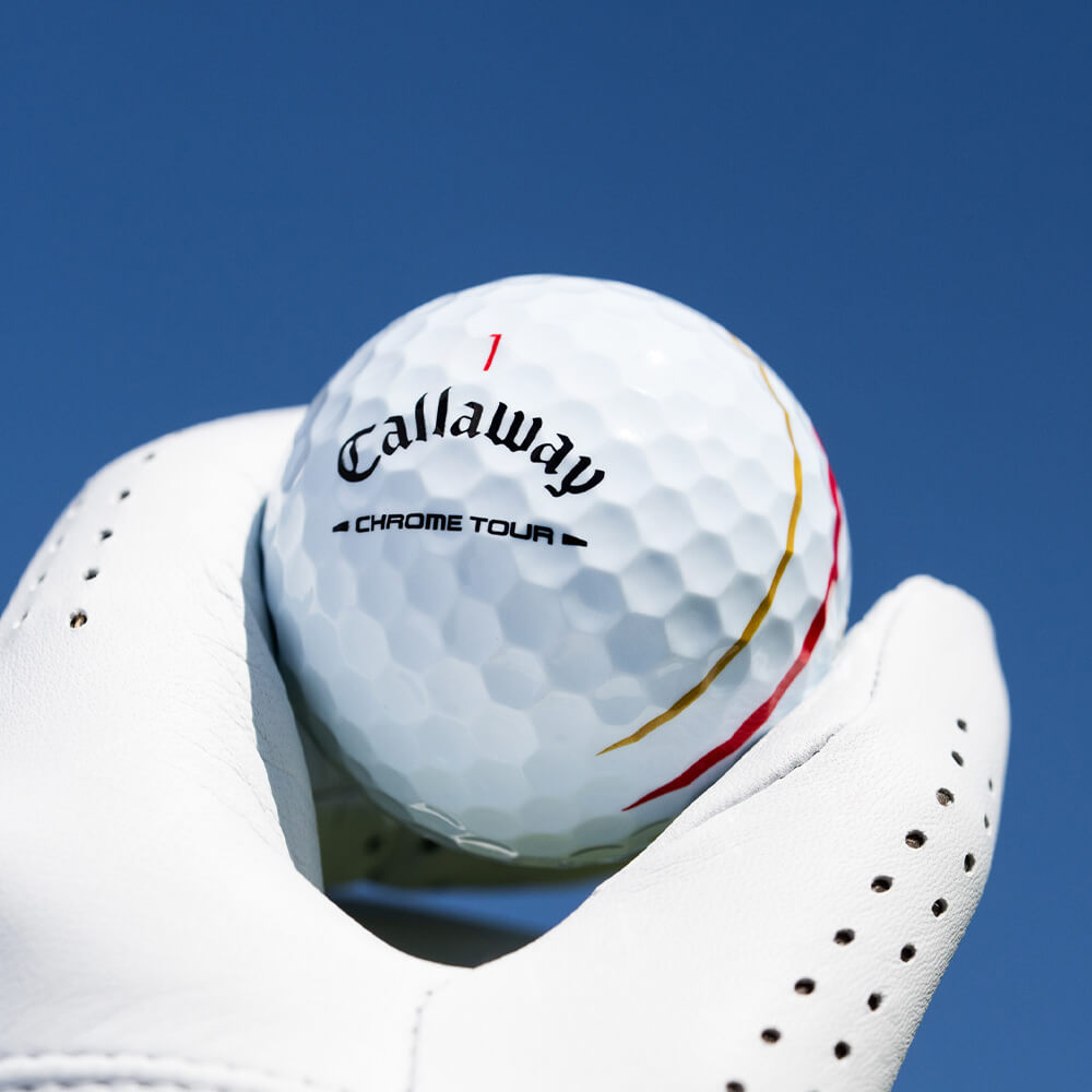 balls-2026-chrome-tour-triple-track-gold-red_25909_lifestyle___4